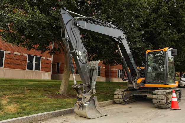Tilt Hitch vs. Standard Hitch: Which One Actually Makes Your Job Easier?
